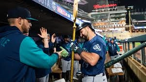 HIGHLIGHTS REEL! Mariners at Twins (4/27) — The INCREDIBLE Plays & THRILLING Moments From This MLB Battle!